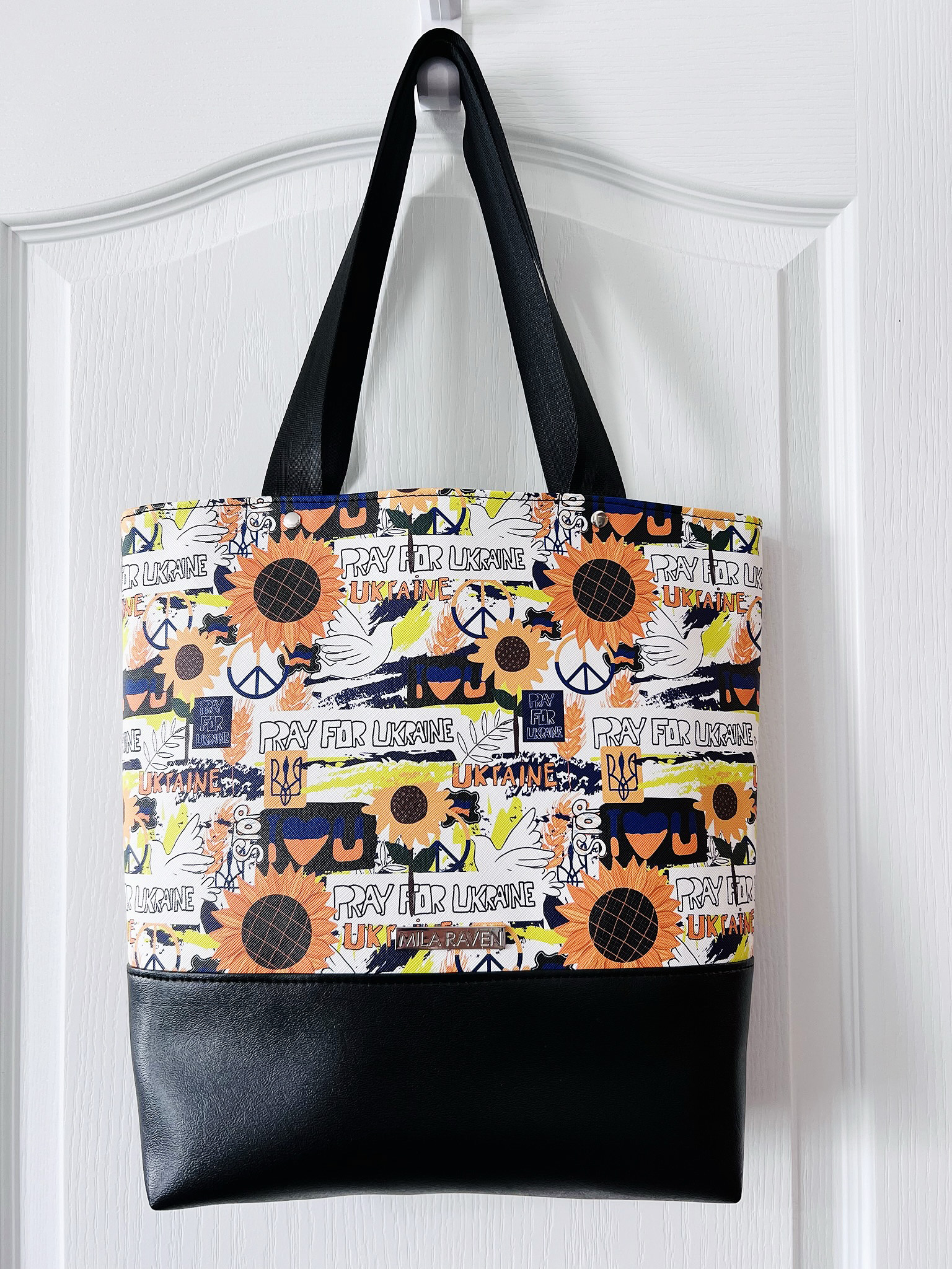 Mila shop tote bags