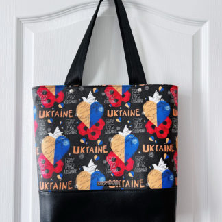 *PRE-ORDER* Tote - Pray for Ukraine (Black)